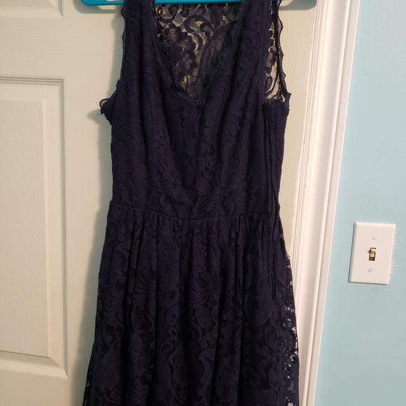 Formal Dress - Picture 3 of 3
